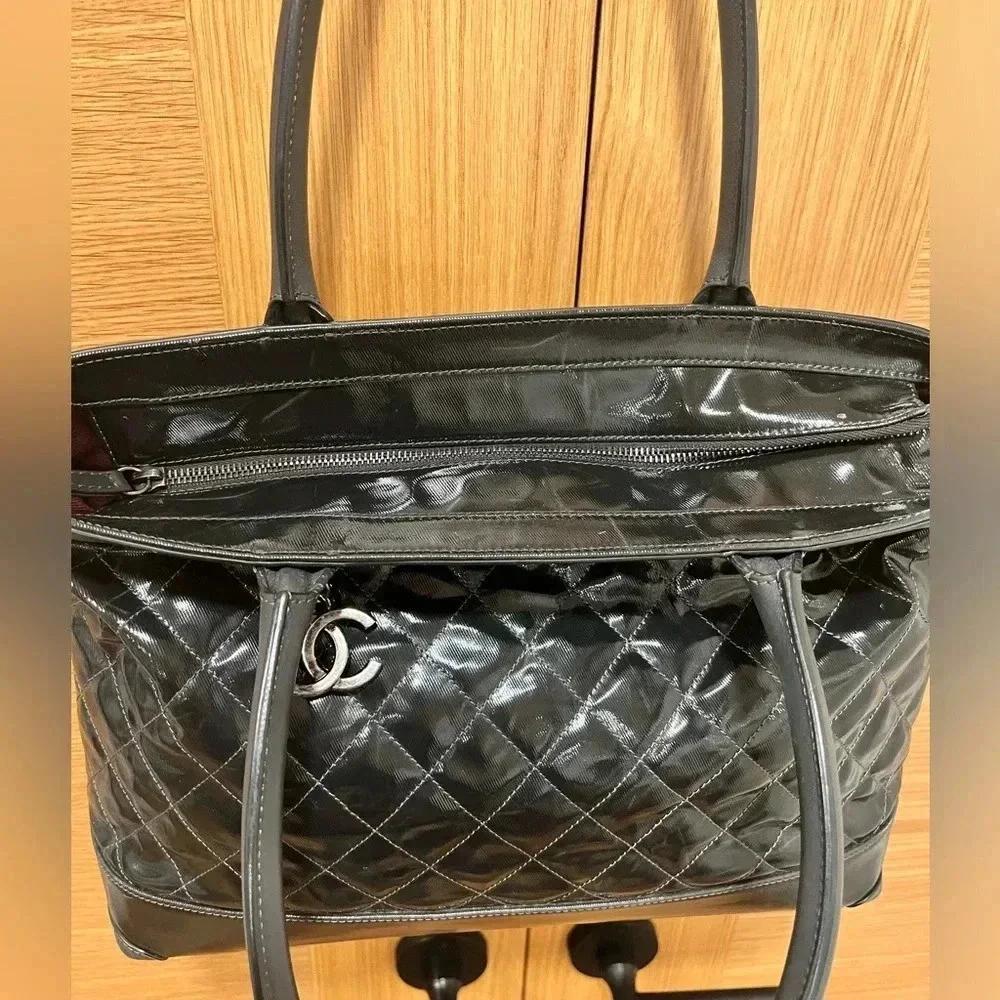 CHANEL | Matelasse Tote Bag Black | Patent Leather | Excellent Condition